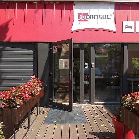 Bb Consul Bed & Breakfast Лодз Екстериор снимка