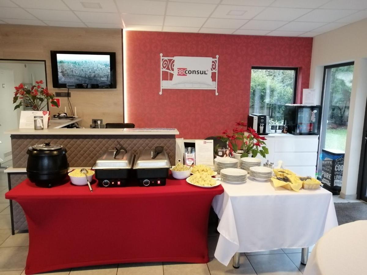Bb Consul Bed & Breakfast Лодз Екстериор снимка