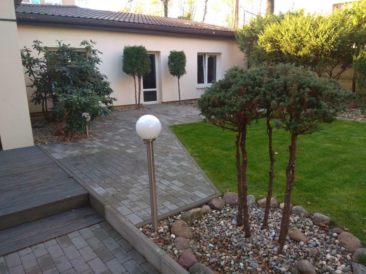 Bb Consul Bed & Breakfast Лодз Екстериор снимка